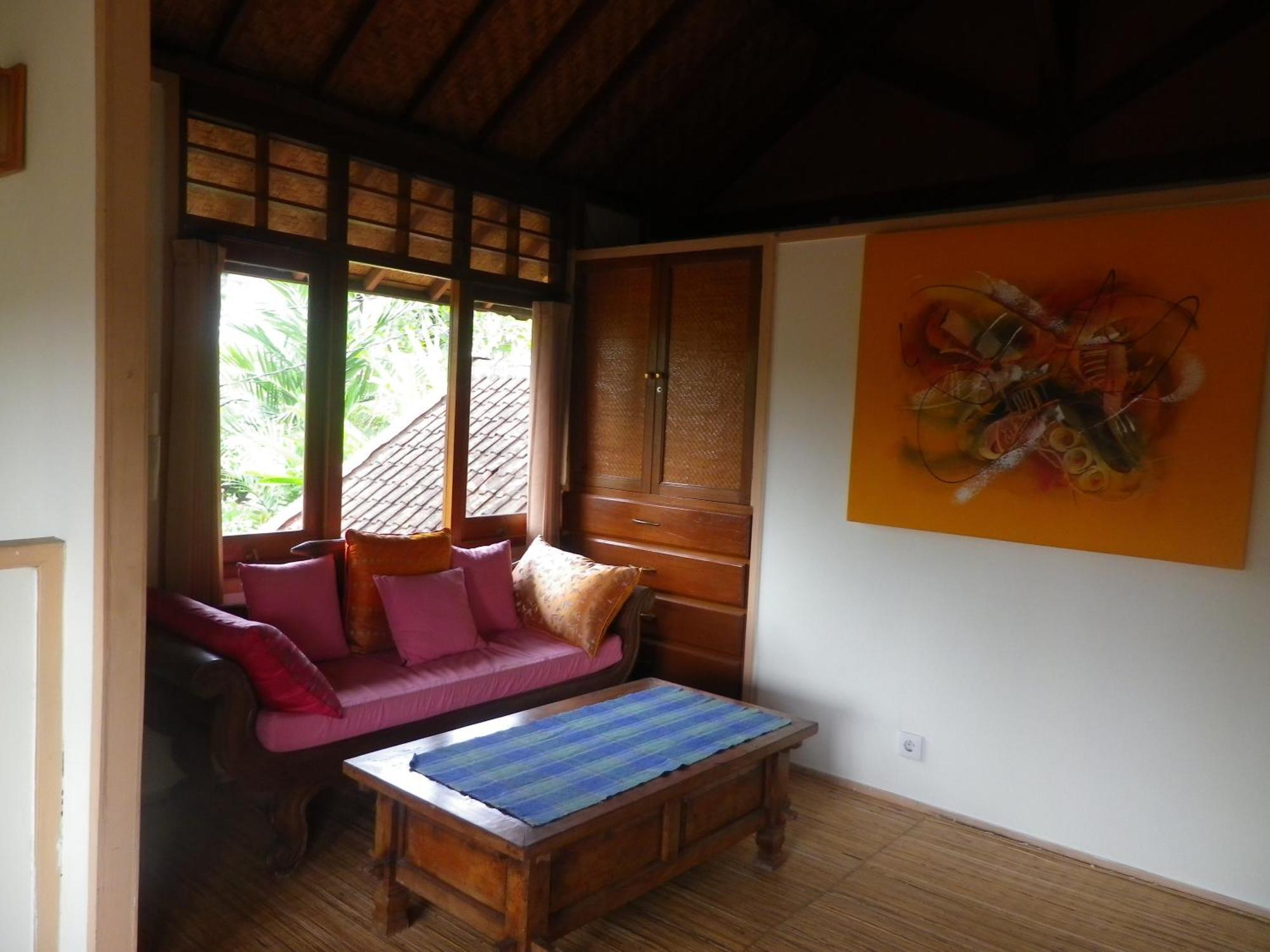 Bali Breeze Bungalows Ubud  Ruang foto