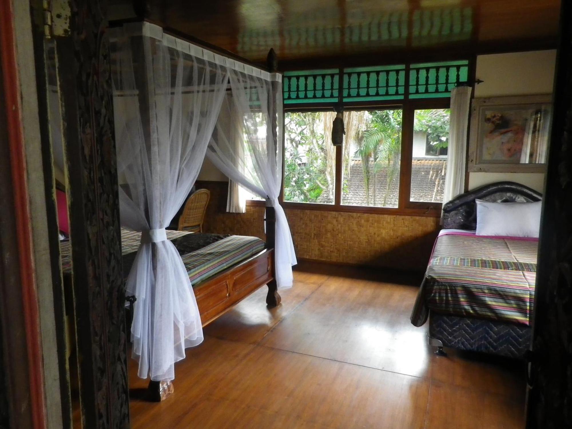 Bali Breeze Bungalows Ubud  Ruang foto